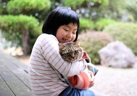 「猫庭」の館長を務める手島姫萌さん（提供）