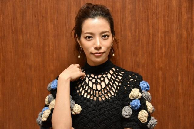 女優・桜井ユキ、令和ブレイクなるか！？　福山雅治との共演で感じた物腰柔らかなスターぶり