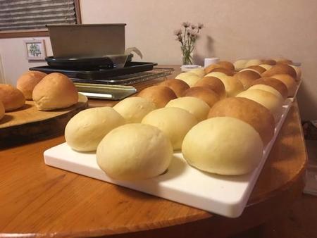 人工透析中の祖母のため、パン職人の父が独自に開発したというパン（@gatuhikoさん提供）
