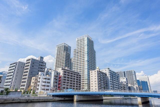 2020年東京五輪後の新築マンションの価格は上がる？下がる？(kurosuke/stock.adobe.com)