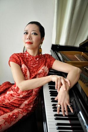 欧州ではアジア人へコロナ差別も…毅然と撃退した美貌の日本人ピアニスト
