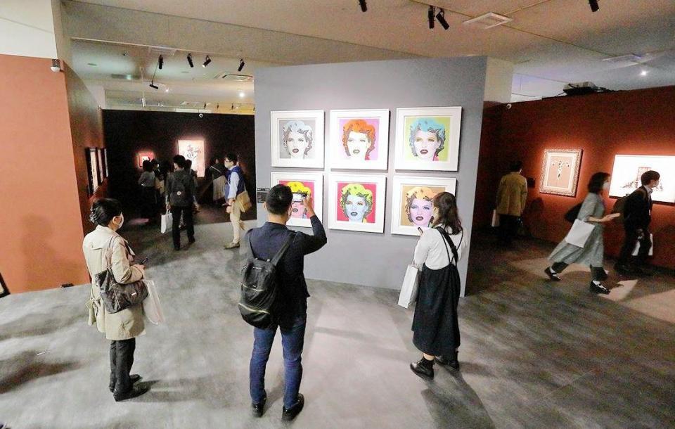 バンクシー展が大阪で開幕 オリジナル作品や版画など70点以上 ...
