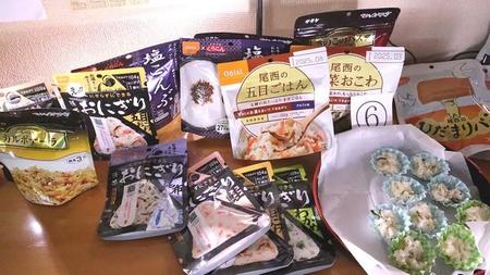 炊き込みご飯やおにぎり…数多くの非常食が提供された試食会