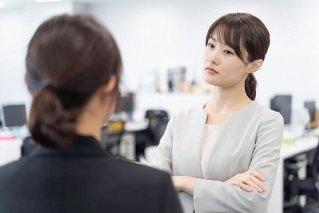 彼女はとんでもない人だったのです！（taka/stock.adobe.com）