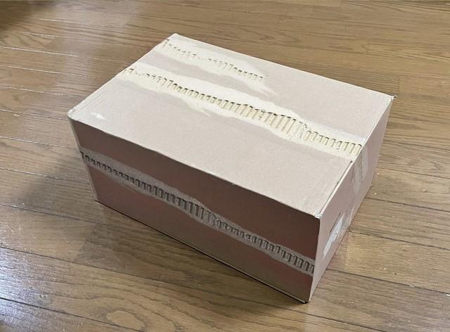 ああ、大事な段ボール箱がどんどんダメに…「貼れば貼るほど破れるテープ」　斬新なアイデアに大絶賛