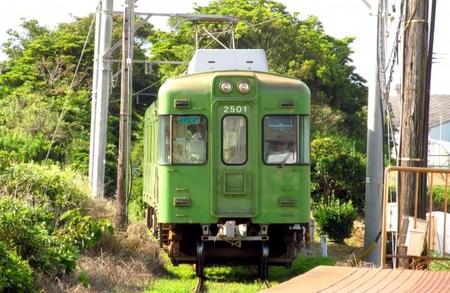 銚子電鉄で活躍する2000形は、元々伊予鉄道を走っていた車両。（写真AC、りっくん＿さん撮影）