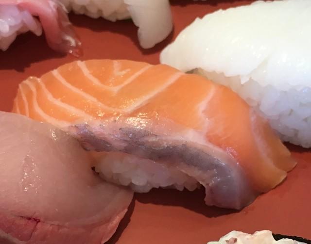 寿司が食べたくて…台湾で名前を「鮭魚（サーモン）」へ改名する人が続出！ その背景が意外すぎた