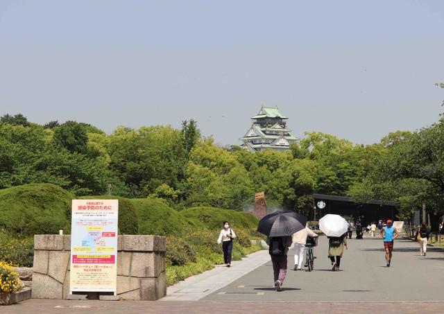 ノーマスク強行の動きに大阪城公園が困惑と警戒　「全国同時ノーマスクピクニックデー」中止の発表も