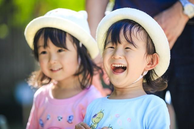 子どもも大人もとにかく安全第一！親も子も無理なく楽しく公園デビューができればいいですね（beeboys/stock.adobe.com）