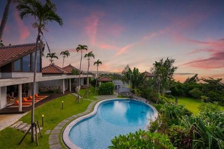 「スモールラグジュアリーブランド」として開業する中村正人さんの沖縄の私邸（提供）