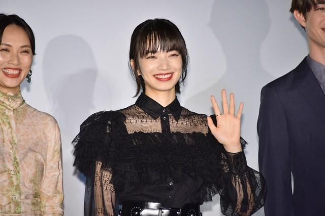 猫と共演した小松菜奈が「あれには勝てない」　“ちゅ～る”に完敗宣言も…猫への愛を語る