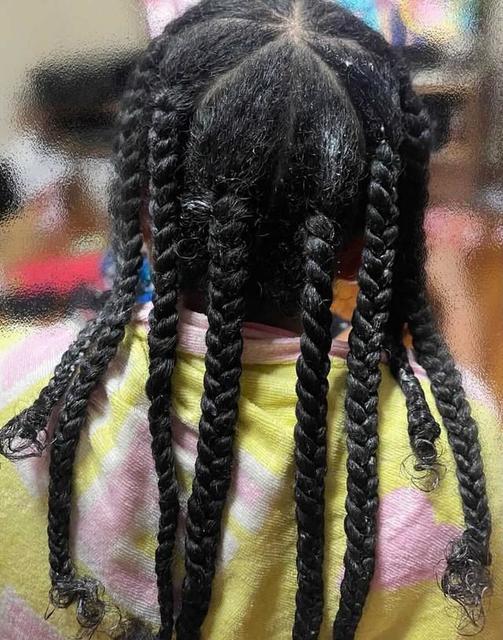 校則で「三つ編み禁止」とまどう黒人ハーフ中学生　特有の髪質に配慮求めるも「本数制限」が条件に