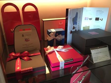 デザイン性の高い世界中のチョコレートパッケージを展示