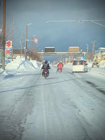 雪国の職業ライダーならではのこの技術！（SHINYOさん提供）