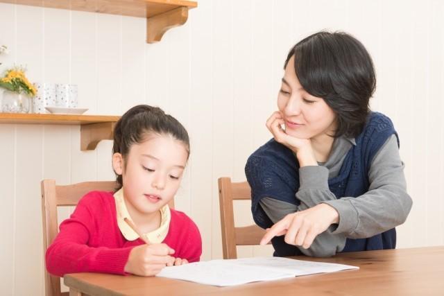 中学受験検討のタイミングは…「小学3年生以前」が過半数近く　4年生以後になると「遅かった」の声も