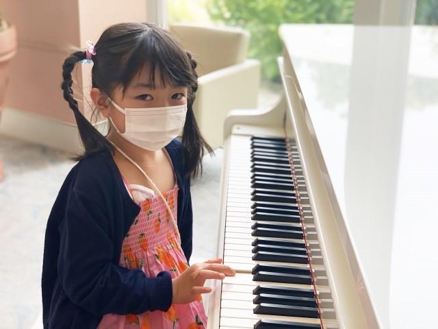 子どもにピアノを習わせたいけれど…「いつから始めればいい？」「親が大変なのでは？」