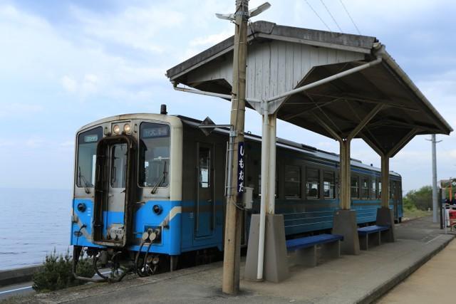 「青春18きっぷ」“のびのび旅行”は難しくなりにけり　夜行快速がなくなり、新幹線開業も追い打ち…