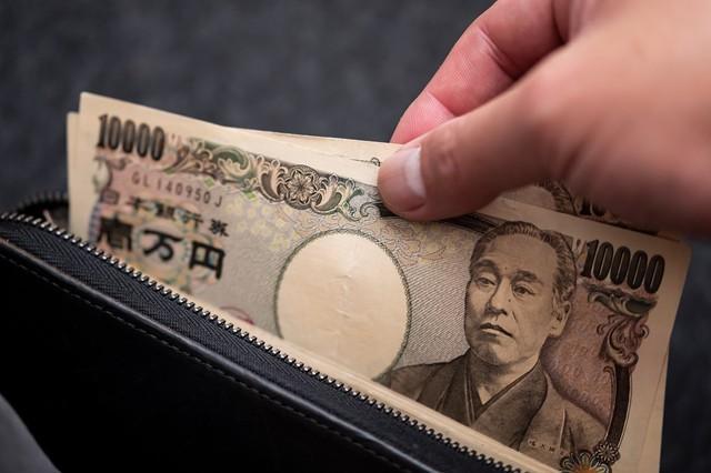 金銭的な余裕があるなら何に使いたいですか？（naka/stock.adobe.com）