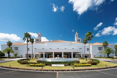 ホテル志摩スペイン村外観（志摩スペイン村提供）