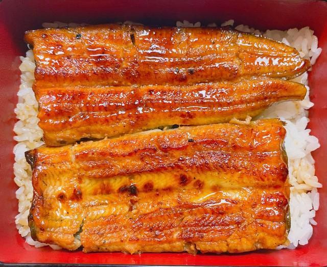 後日なかやまさんが食べた鰻重（なかやまえりかさん提供）