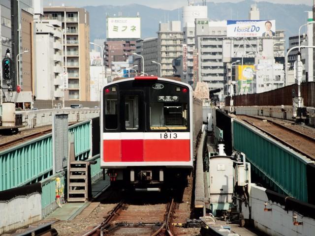 50年間「大阪地下鉄」の顔…「御堂筋線10系」が引退　実は“スゴ技”で冷房を実現した、昭和の名車でした