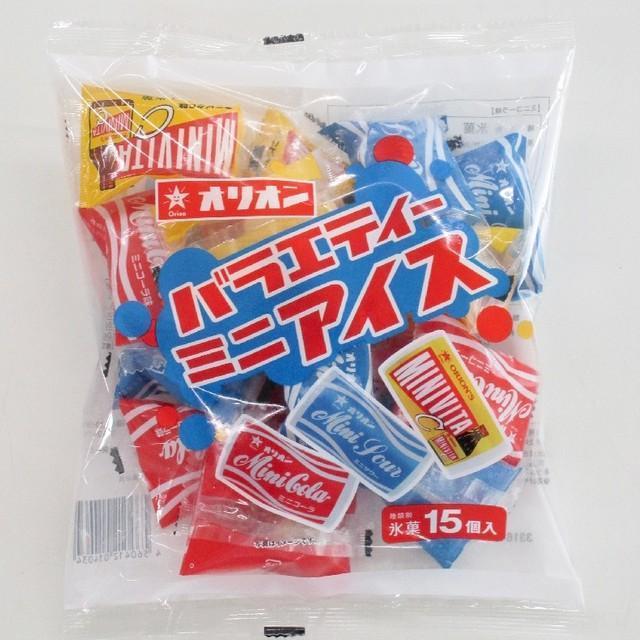 「オリオン」の人気ラムネ菓子がひと口サイズのアイスに　セブン限定で販売「オリオンバラエティーミニアイス」の魅力