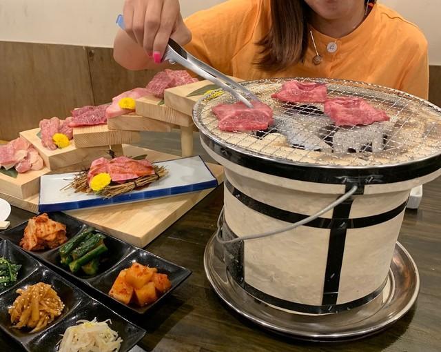 えっ、3900円！？…焼肉激戦区でＡ5クラスの高級肉が食べ放題、企画した店長の思い