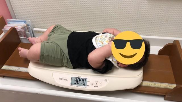 生後3ヶ月半のどすこい赤ちゃん！＝そちまる＠男性育休1年取得さん（@sochimaru_ikuji）提供