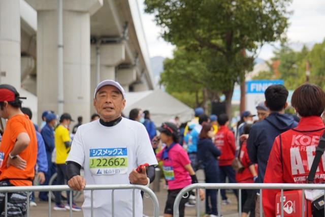 3年ぶりの神戸マラソンで完走も…両膝が走ることを“拒絶”～鉄爺、神戸を走る#2