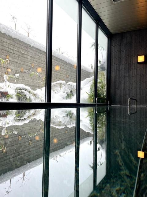 新潟で記録的大雪、佐渡島のホテルが停電地域の島民へ大浴場＆携帯充電を無料提供　「優しい心遣い」