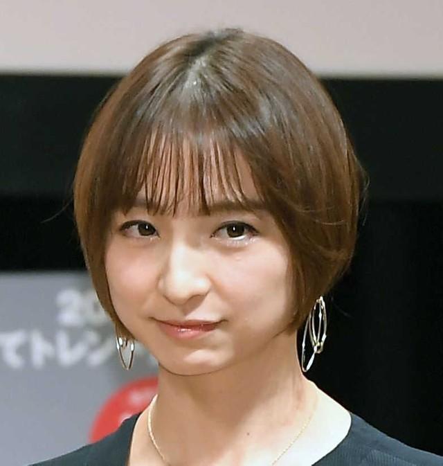 不倫疑惑が報じられている篠田麻里子さん