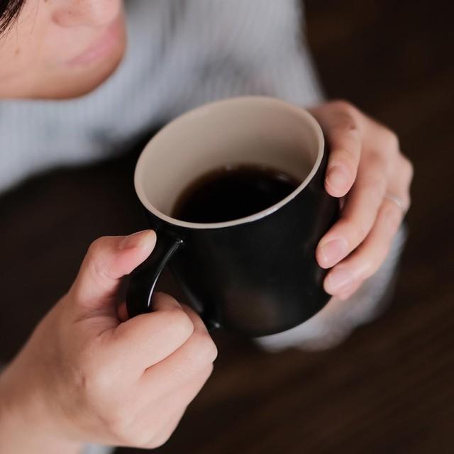 これまでコーヒーは酸味や苦味など舌で味わうのが当たり前でしたが…　※画像はイメージです（makieni/stock.adobe.com）