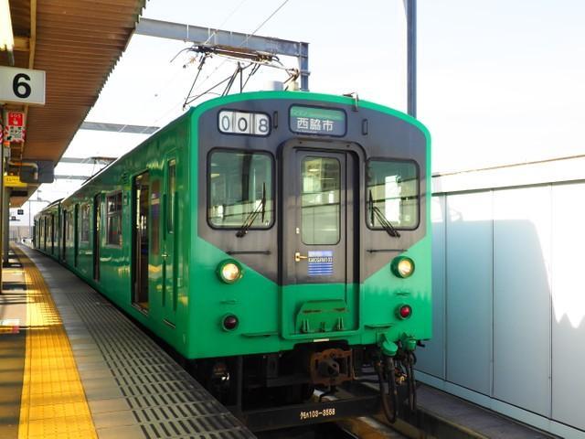 ローカル線なのにラッシュもさばく！　兵庫県の南北つなぐ加古川線・播但線で、通勤電車「103系」が今も活躍する理由