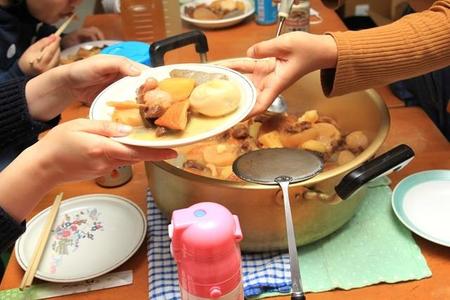 【きょうだい児って？】 神戸に拠点、月1回みんなでご飯 「つながっていれば、悩んだ時に話し相手になってもらえる」