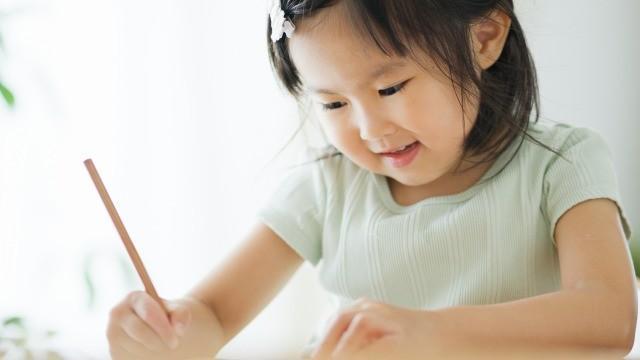 「まま すき」娘の愛らしすぎるイラストがまさかのグッズに変身！ 母のアイデアに絶賛の声「宝物になりそうですね」