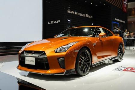 600人が選ぶ「かっこいいと思う国産車」ランキング　男性1位は「GT-R」、女性が選んだ1位は？