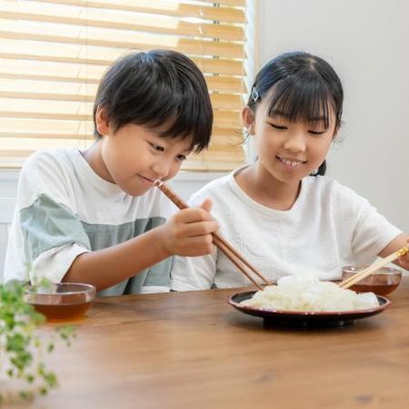 夏休み期間中の献立を考えるのは大変…　※画像はイメージです（photoAC）