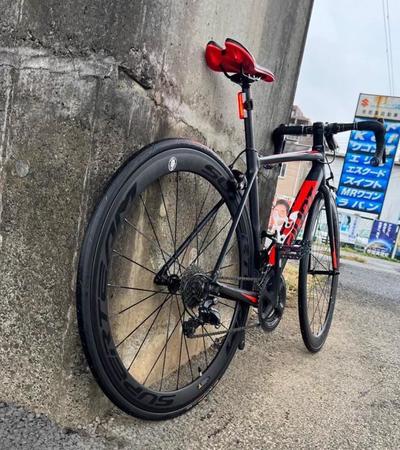 一生懸命バイトして買ったバイク。母と子の思い出が詰まっている＝たこさん（@takosan_0917）提供