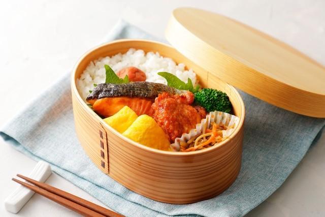 こんな弁当、毎日作れるかー！（Nishihama/stock.adobe.com)