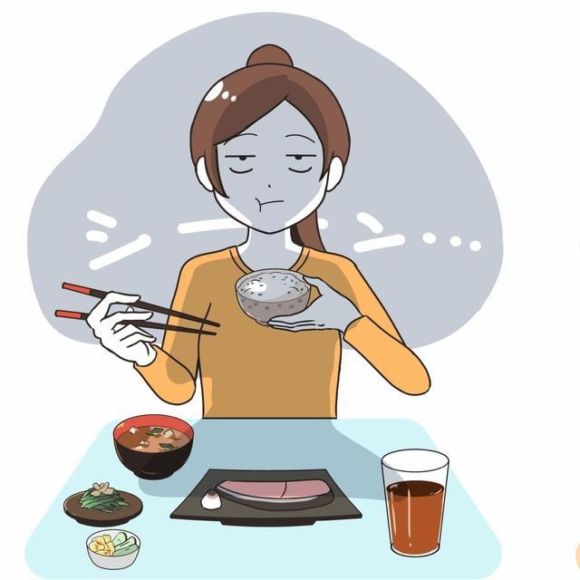 一人暮らしで寂しいと思うこと…「体調が悪いとき」「気持ちを共有したいとき」を超えた1位は？