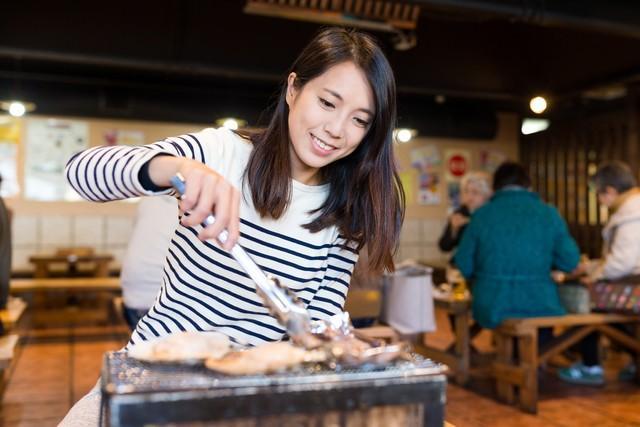 女性の1人BBQは…男性にドン引きされるようです　※画像はイメージです（leungchopan/stock.adobe.com）
