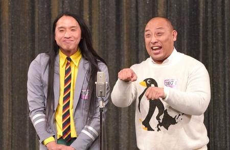 お笑いコンビ「トム・ブラウン」のみちおさん（右）と布川ひろきさん