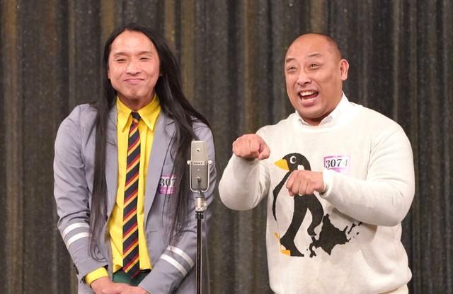 お笑いコンビ「トム・ブラウン」のみちおさん（右）と布川ひろきさん