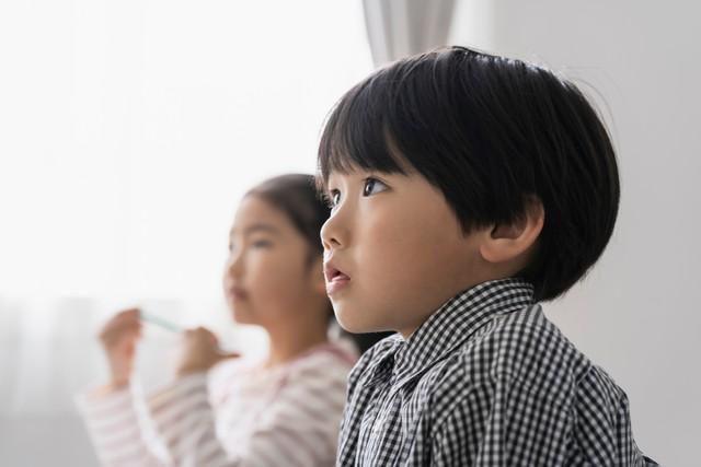 子どもへのキャリア教育を開始する時期は、約4割が「小学生以下」と回答　※画像はイメージです（arc image gallery/stock.adobe.com）