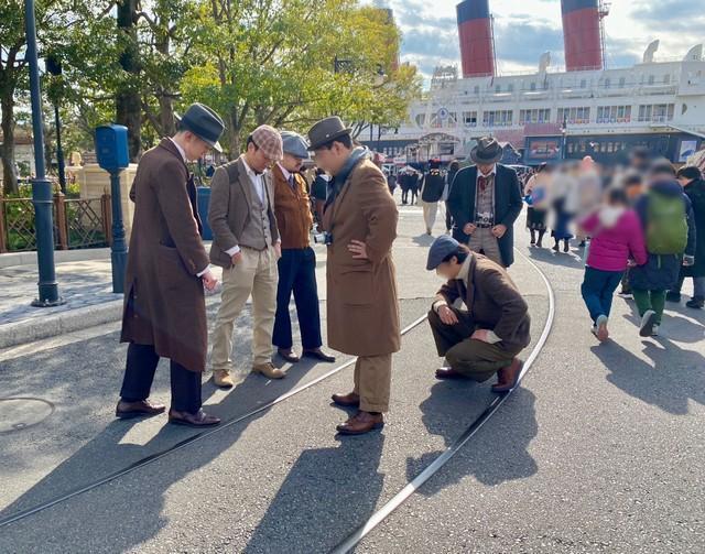 あまりにもクオリティが高いリットン調査団inディズニー（提供：鰐軍壮さん）