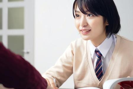 4割強の高校生が「奨学金制度を利用予定」　※画像はイメージです（metamorworks/stock.adobe.com）