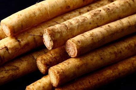 「もっとたくさん作ればよかった～」と投稿担当者がつぶやくほど美味い！ JA全農の「ごぼうのペペロンチーノ風炒め」が話題