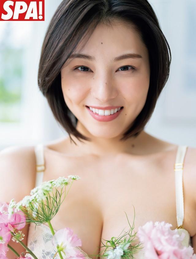 『週刊SPA!』3月12日号の相楽伊織さん（撮影／唐木貴央　ヘアメイク／ｍａｈｉｒｏ　スタイリング／和田千星）