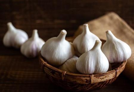 うわぁ悪魔飯…JA全農の「ニンニク丸ごとご飯」　投稿担当者「翌日誰とも会わない」…実食！