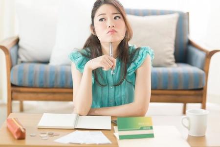 未婚者が考える理想の世帯年収「1000万円以上」が最多　一方…結婚相手の年収を「重視しない女性」が半数超